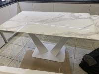 Стол Ниагара 140 Белый мрамор, стекло / белый каркас М-City