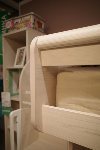 Кровать Кембридж-3 с ящиком