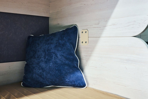 Кровать двухъярусная «Регата 6-2» с лестницей и поручнем