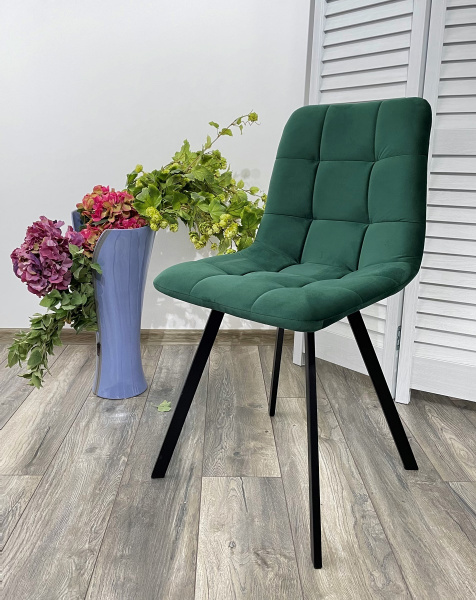 Стул CHILLI-Q SQUARE зеленый #19, велюр / черный каркас М-City