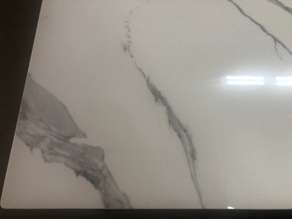 Стол CORNER 120 GLOSS STATUARIO WHITE SINTERED STONE / WHITE М-City